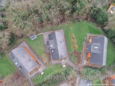Erne River Lodges Indoors - Saloon